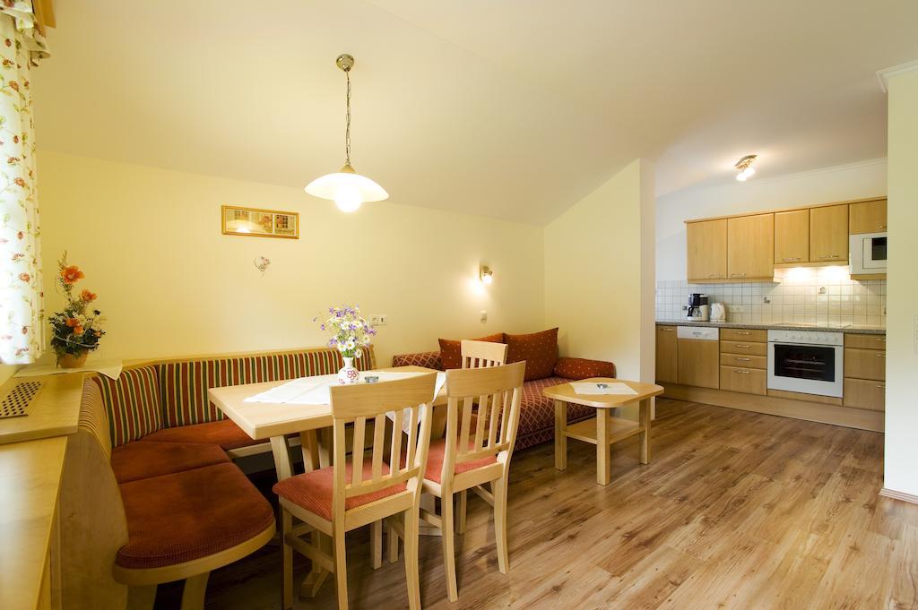Kleinellmauhof Apartment Grossarl Phòng bức ảnh