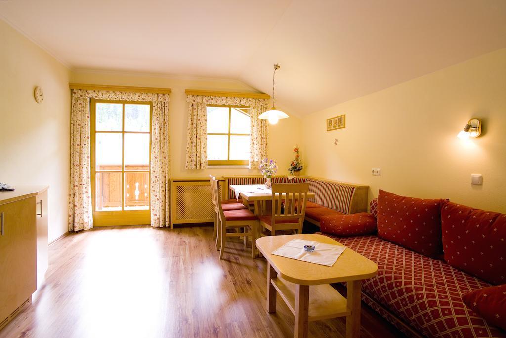 Kleinellmauhof Apartment Grossarl Phòng bức ảnh